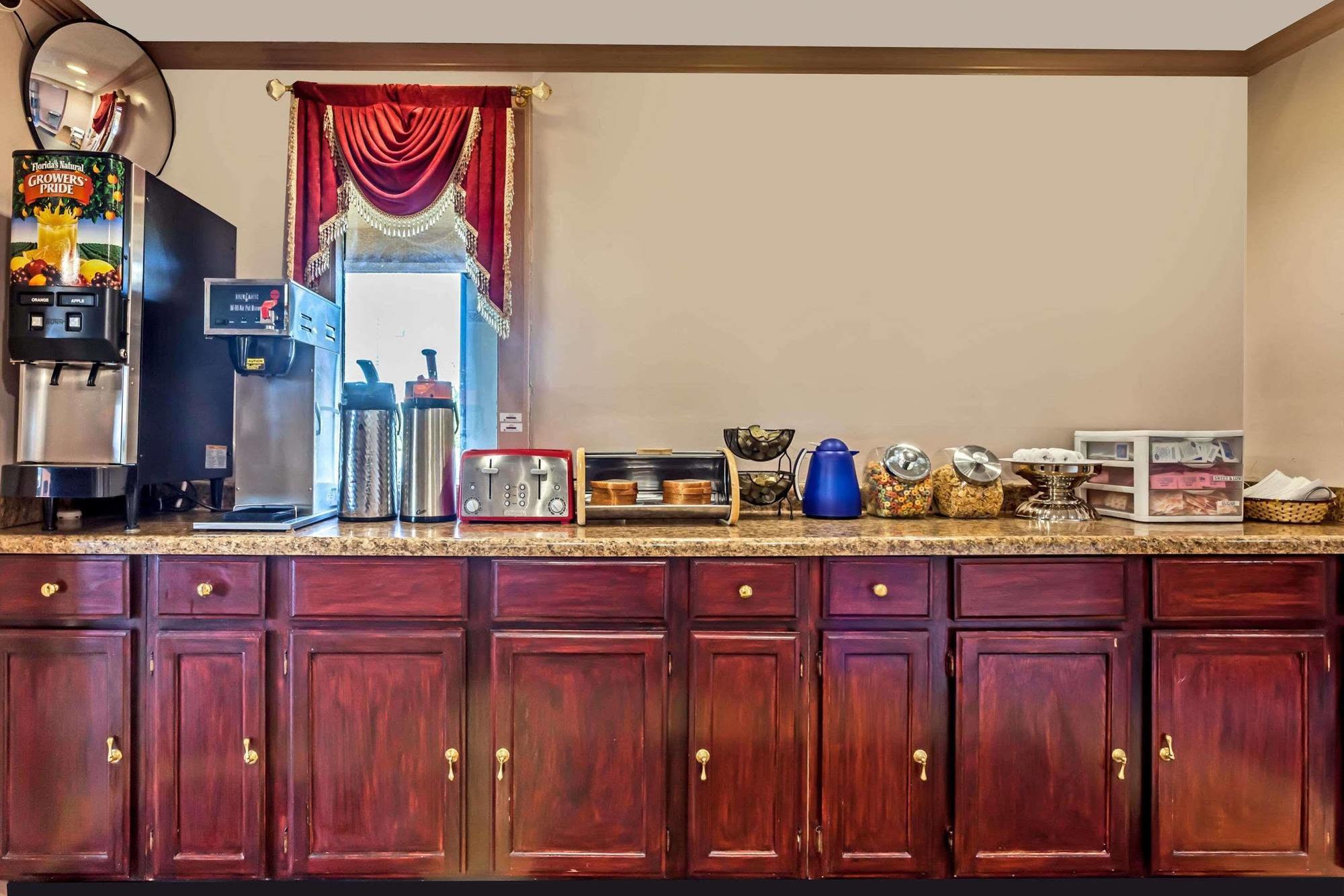 Knights Inn - Seymour Extérieur photo
